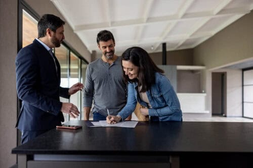 Real estate agent generating leads online and through traditional methods. 
